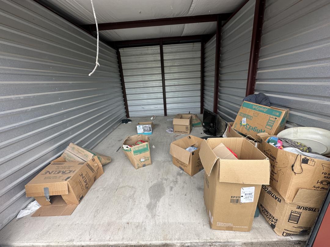 Storage Unit Auction in Dupo, IL at Dupo Self Storage ends on 30th May